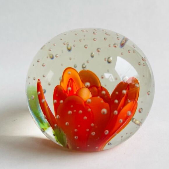 Vintage Orange Flower Bubble Clear Art Glass Round Paper Weight - Picture 4 of 16